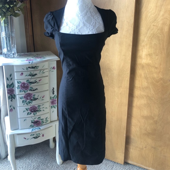 Beautiful Black Dress, midi length with slit in back. - Picture 1 of 8